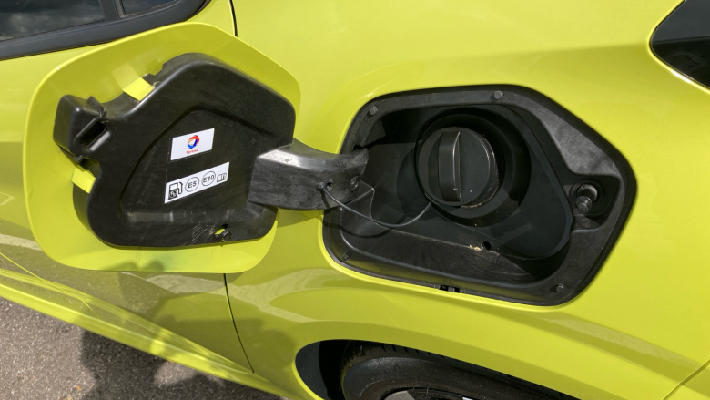 Peugeot 208 1.2 PureTech 100 Allure 5dr Petrol Hatchback